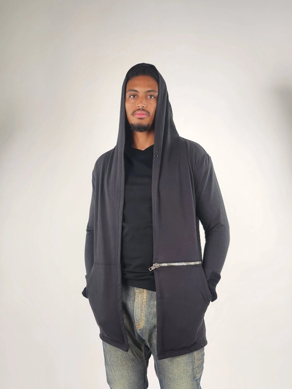 Reese De Luca Black Long Sleeve Hoodie Jacket with Zip Pocket and Droptail Slit